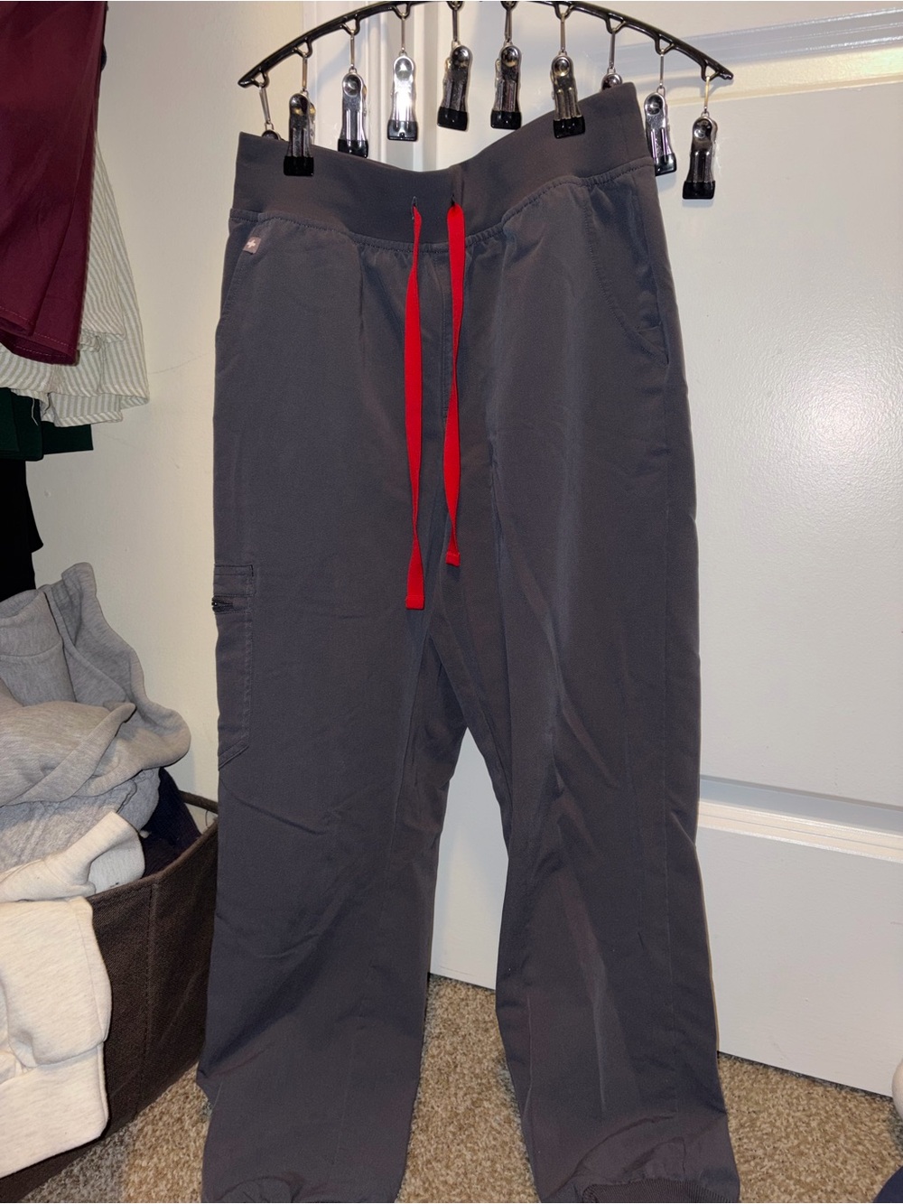 2 Pairs of Figs Women’s Scrub Pants